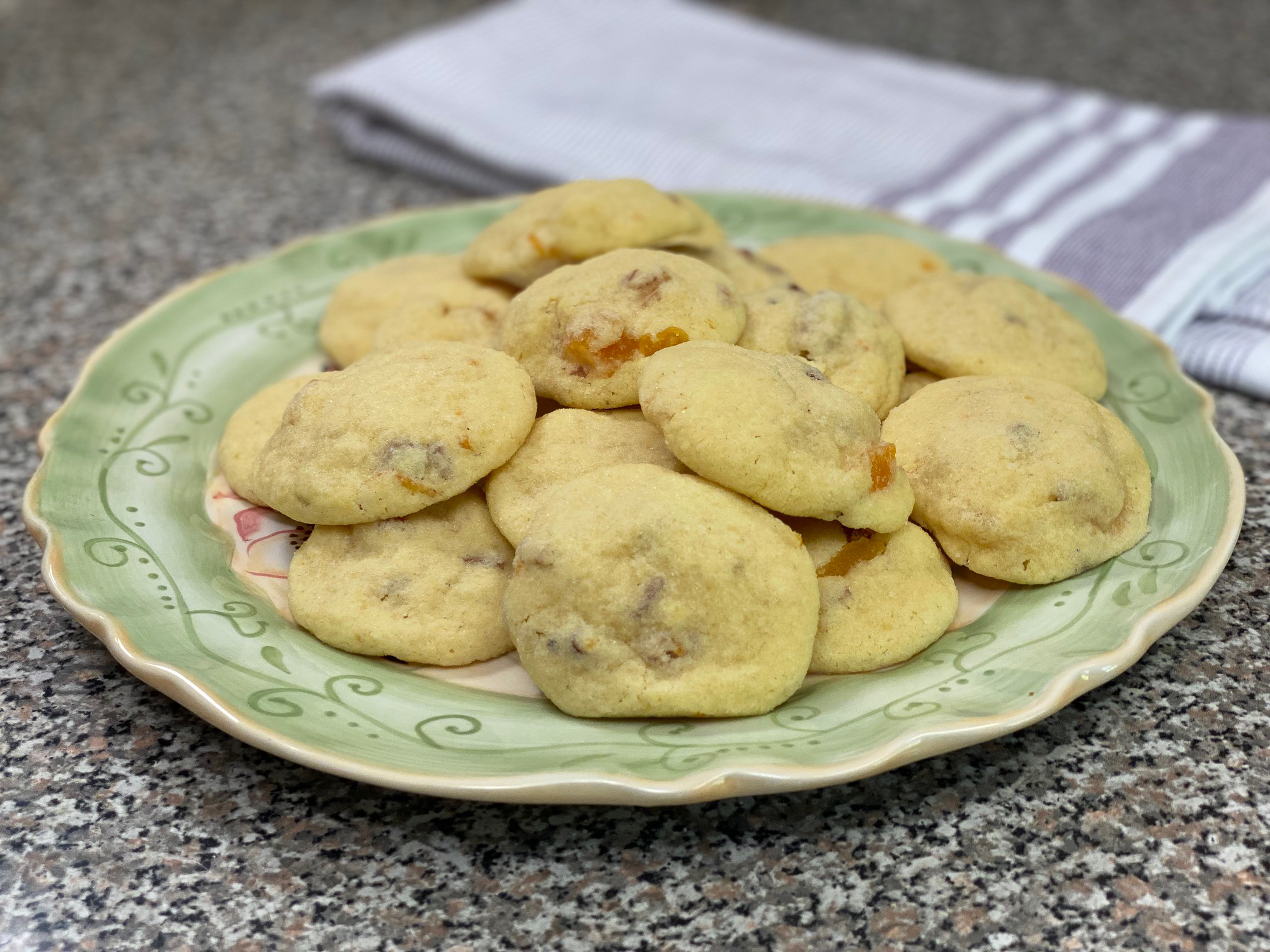 A plate of cookies